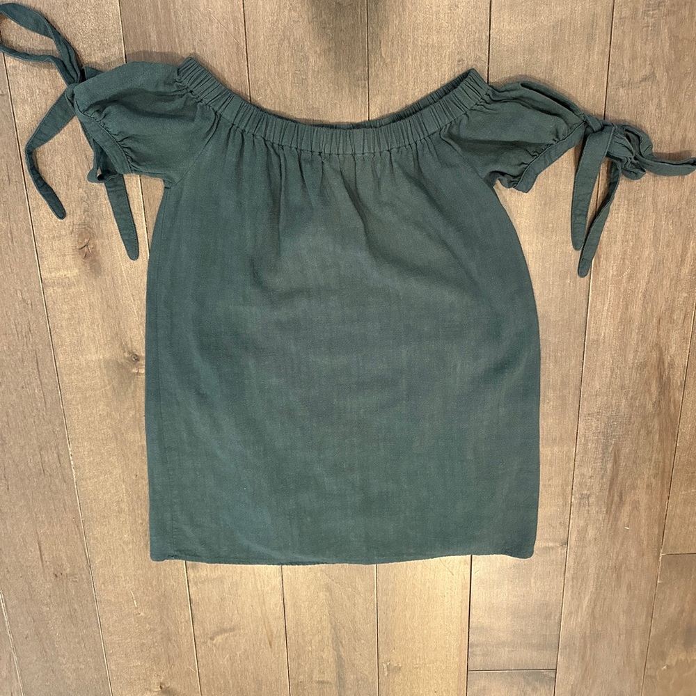 Lulus mini off the shoulder dress XS